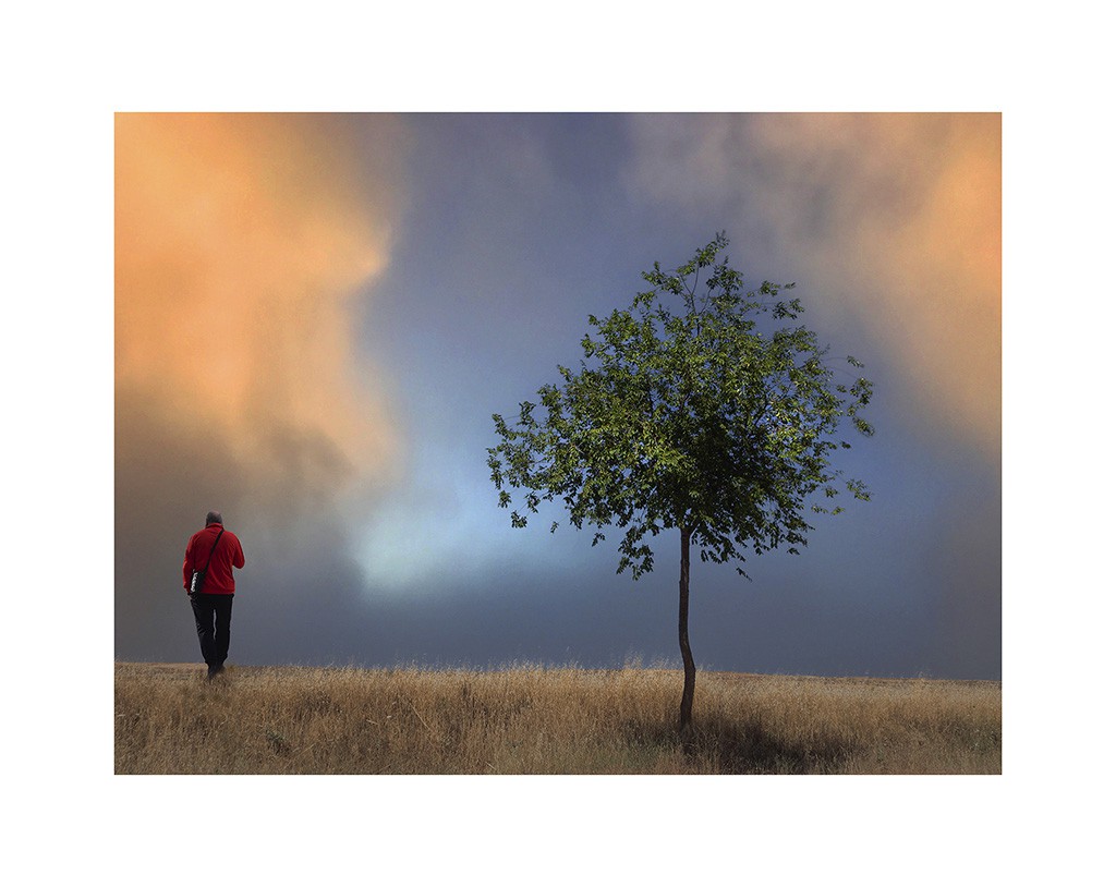 Voy sin rumbo caminando