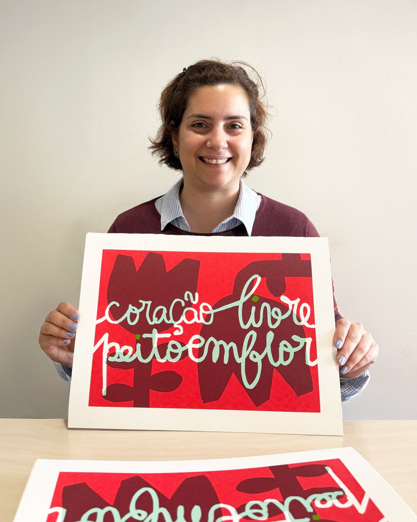 Coração livre peito em flor